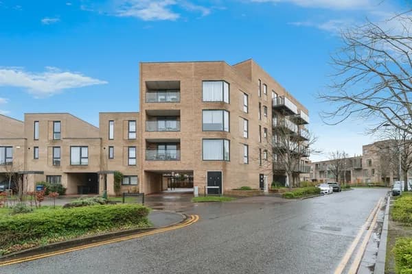 Hobson Avenue, Trumpington, Cambridge..., Cambridge — photo 1