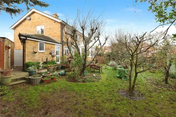 Chalfont Close, Leigh-on-Sea, Essex, SS9, Essex — photo 5