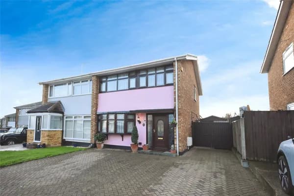 Coombes Grove, Rochford, Essex, SS4, Essex — photo 1