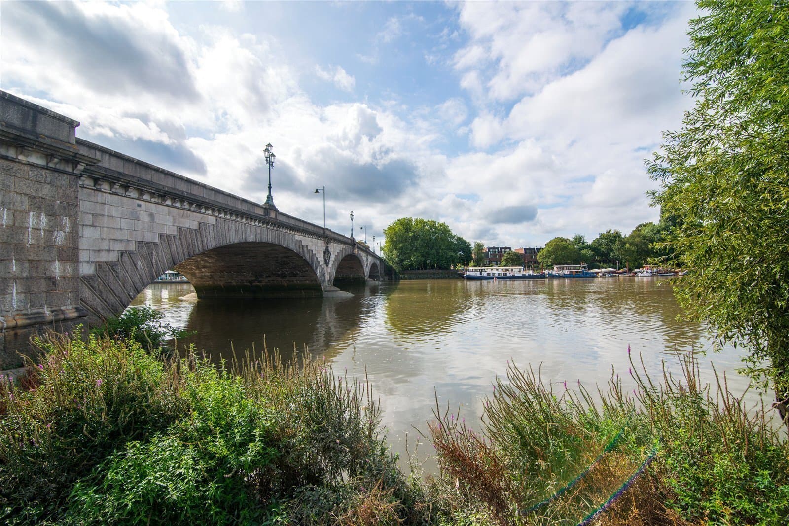 Quayside House, 8 Kew Bridge Road, Brentford, Middlesex, TW8 — photo 4