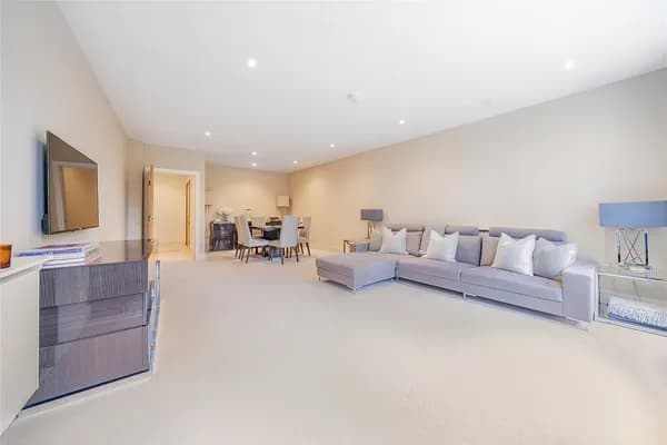 Wilberforce Court, Westerham Road, Ke..., Keston — photo 3