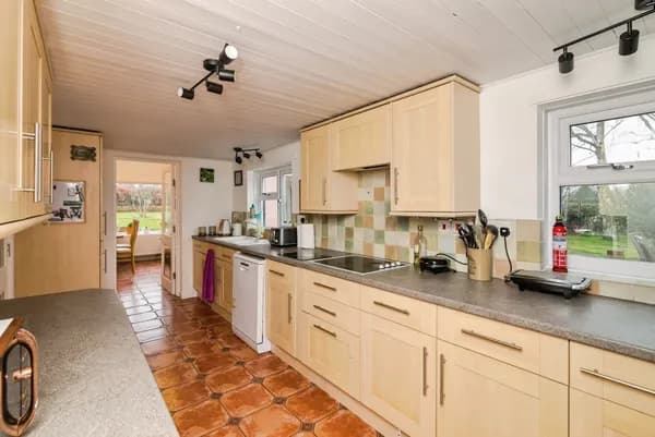 Sandy Lane, Hulver, Beccles, Suffolk,..., Beccles — photo 5