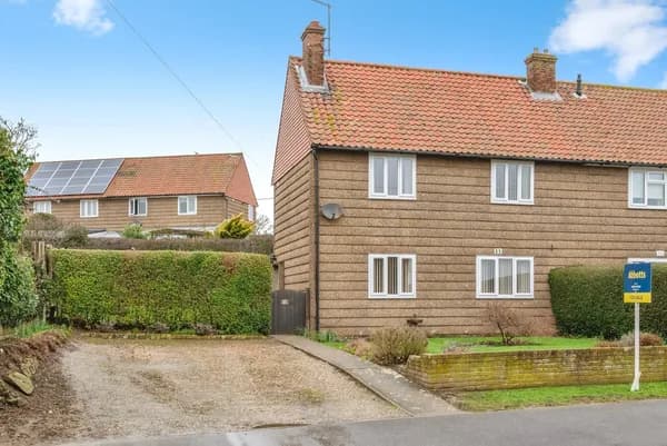 High Street, Mundesley, Norwich, Norf..., Norwich — photo 1