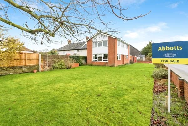 Church Road, Ringsfield, Beccles, Suf..., Beccles — photo 3