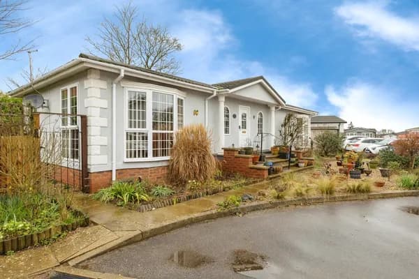 Bramble Close, Oak Tree Park, Norfolk..., Norfolk — photo 1