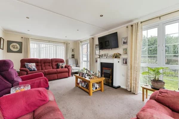 Bramble Close, Oak Tree Park, Norfolk..., Norfolk — photo 3