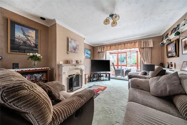 Sunningvale Avenue, Biggin Hill, West..., Westerham — photo 2