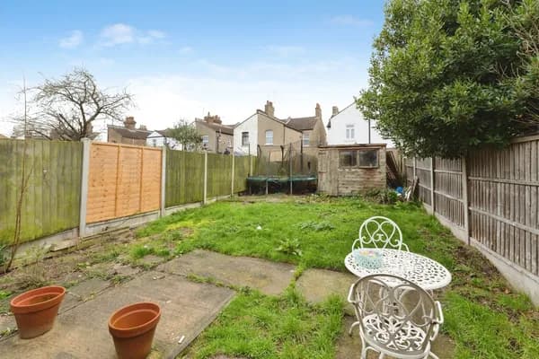 Chelmsford Avenue, SOUTHEND-ON-SEA, E..., Essex — photo 2