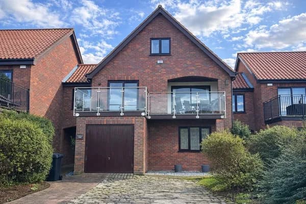 Ferry Cott Lane, Horning, Norwich, No..., Norwich — photo 1