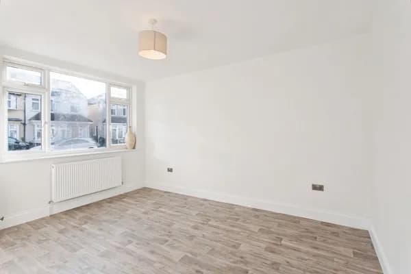 Walsingham Road, Southend-on-Sea, Ess..., Essex — photo 3