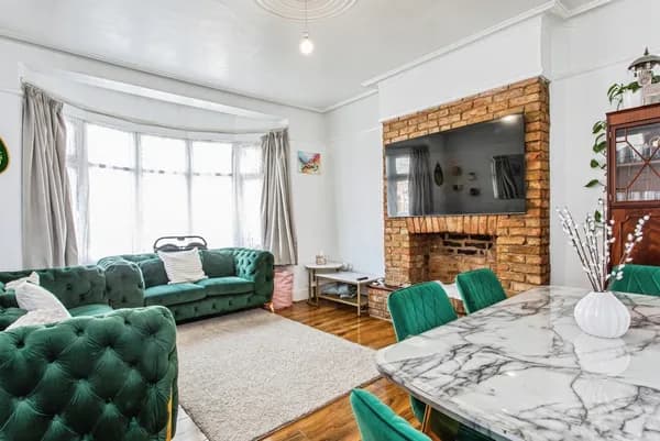 Glenwood Avenue, Westcliff On Sea, Es..., Essex — photo 3