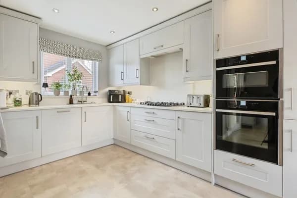 Wisteria Drive, Wymondham, Norfolk, NR18, Norfolk — photo 4