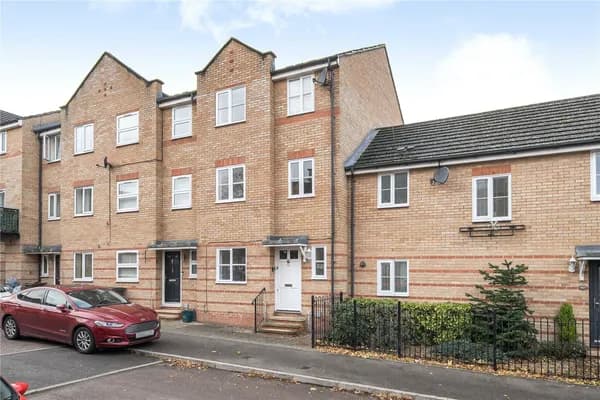 Parkinson Drive, Chelmsford, Essex, CM1, Essex — photo 1