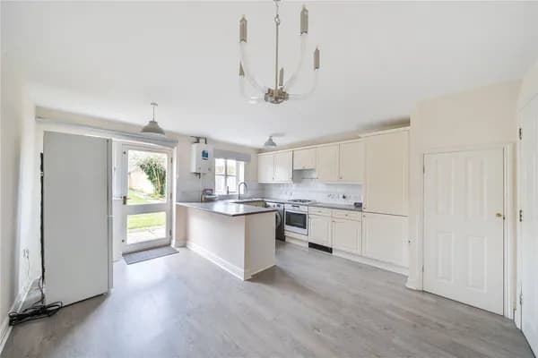 Parkinson Drive, Chelmsford, Essex, CM1, Essex — photo 2