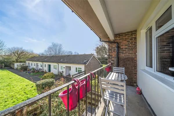 Kingsmead, Biggin Hill, Westerham, TN16, Westerham — photo 3