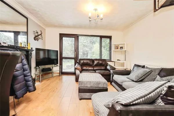 Fledburgh Drive, Sutton Coldfield, We..., West Midlands — photo 3