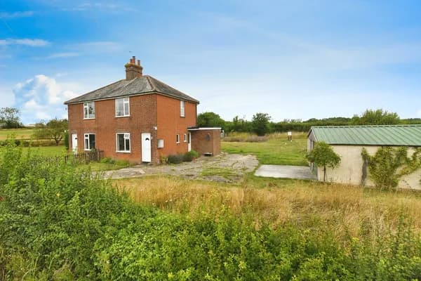 Skreens Park Road, Roxwell, Chelmsfor..., Chelmsford — photo 1