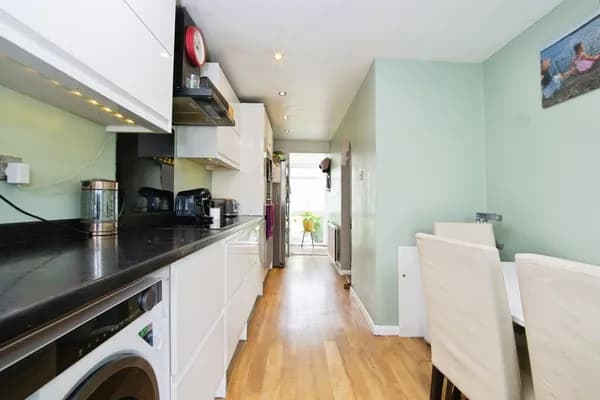 Everglade, Biggin Hill, Kent, TN16, Kent — photo 4