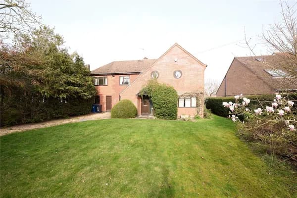 Hauxton Road, Little Shelford, Cambri..., Cambridge — photo 1