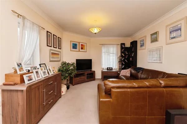 Roche Close, Rochford, Essex, SS4, Essex — photo 2