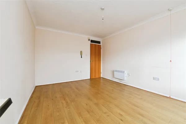 Orchard Gardens, Ipswich Road, Colche..., Colchester — photo 4