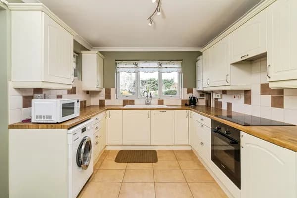 Ellough Road, Beccles, Suffolk, NR34, Suffolk — photo 2