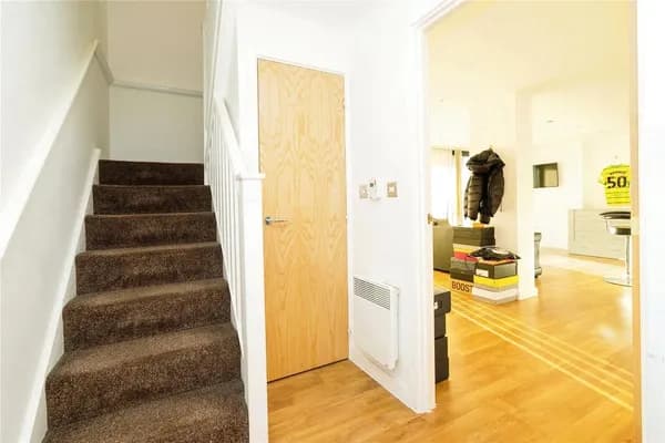 Geoffrey Watling Way, Norwich, Norfol..., Norfolk — photo 2