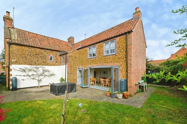 High Street, Ringstead, Hunstanton, N..., Hunstanton — photo 5