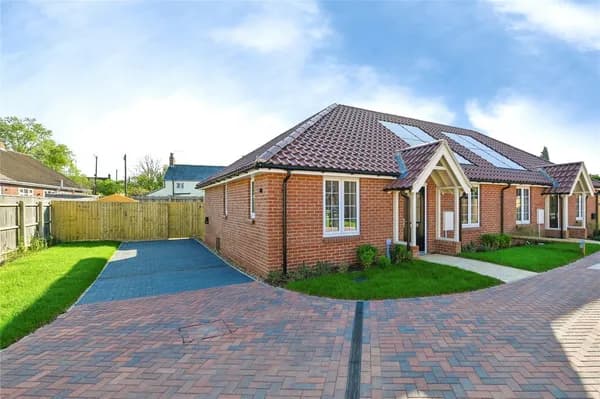 Orchard End Close, Outwell, Wisbech, ..., Wisbech — photo 1