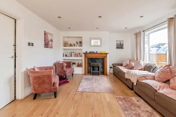 St. Michaels Road, Grays, Essex, RM16, Essex — photo 5
