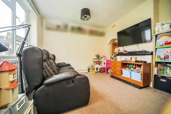 Poplar Close, BURY ST. EDMUNDS, Suffo..., Suffolk — photo 3