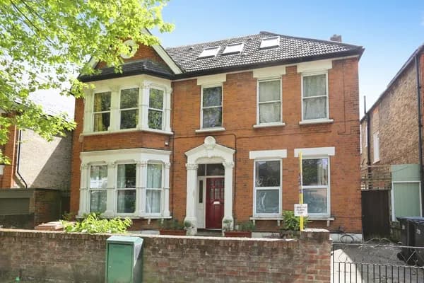 Inchmery Road, LONDON, London, SE6, London — photo 1