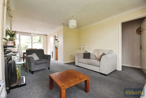 Hilary Crescent, Rayleigh, Essex, SS6, Essex — photo 3