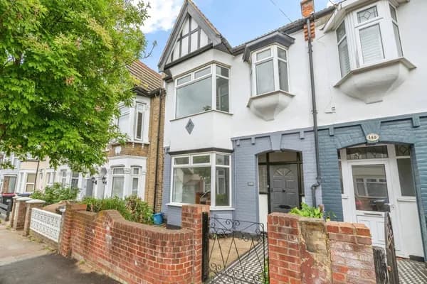 Westcliff Park Drive, Westcliff-on-Se..., Essex — photo 1