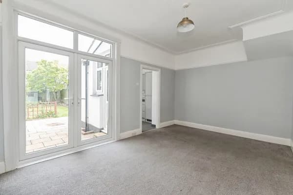 Westcliff Park Drive, Westcliff-on-Se..., Essex — photo 4