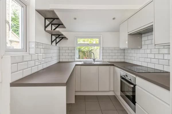 Westcliff Park Drive, Westcliff-on-Se..., Essex — photo 5