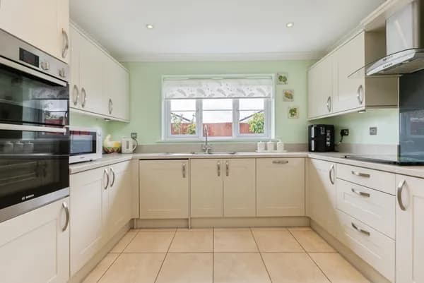 Bloodhound Road, Watton, Thetford, No..., Thetford — photo 3