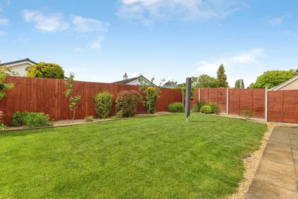 Bloodhound Road, Watton, Thetford, No..., Thetford — photo 4