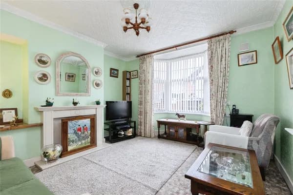 Rancliffe Crescent, Leicester, Leices..., Leicestershire — photo 3