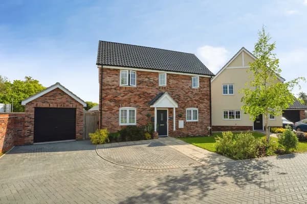 Buckingham Way, Bacton, Stowmarket, S..., Stowmarket — photo 1