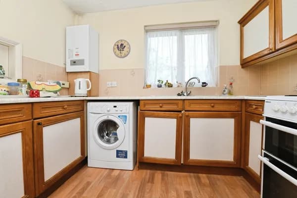 Rosecroft Close, Langdon Hills, Basil..., Basildon — photo 5