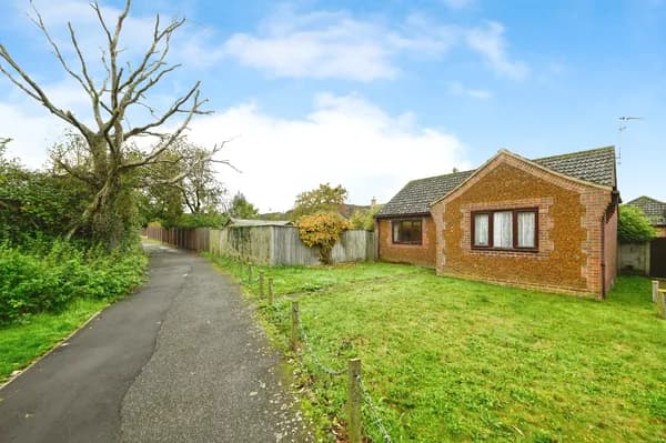 Finsbury Close, Downham Market, Norfo..., Norfolk — photo 1