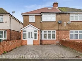 Edward Road, Bedfont, Bedfont — photo 2