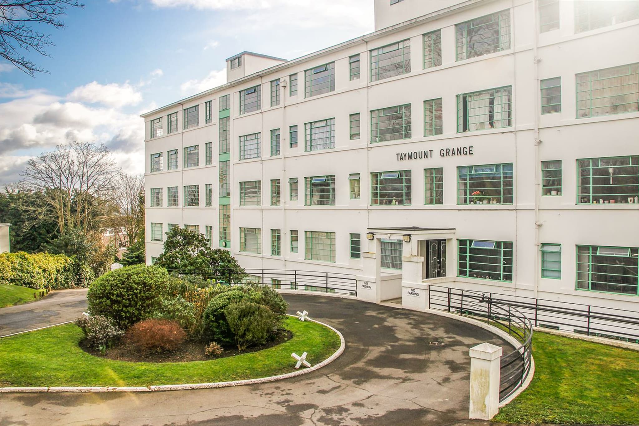 Taymount Rise — photo 3