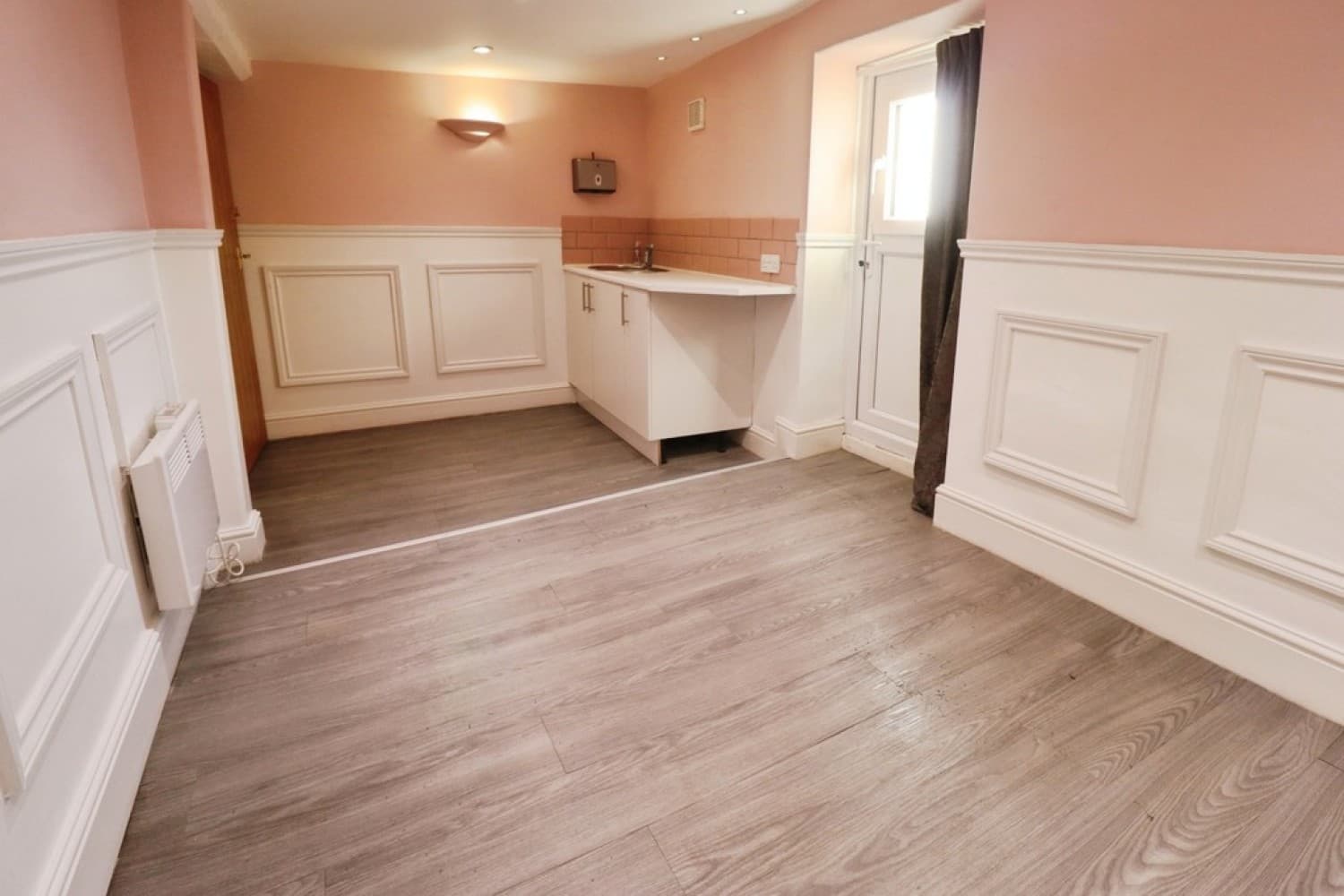 Property — photo 3
