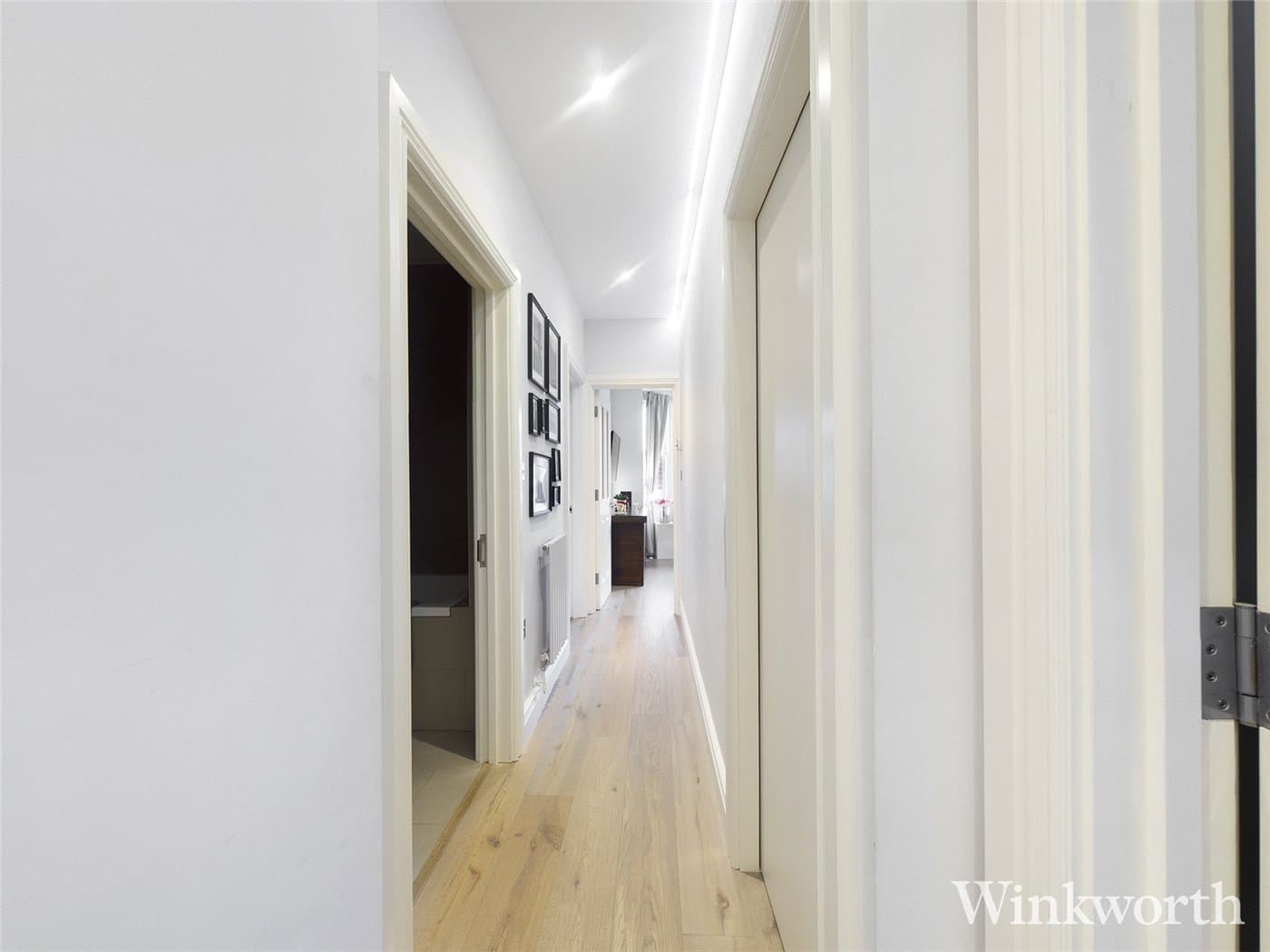 2 bedroom property to rent in Birch Grove, London, UK, W3 (Ref EAL230132) — photo 4