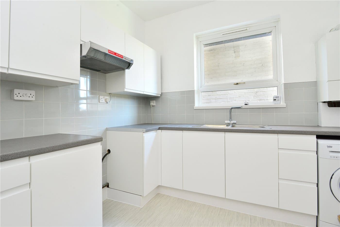 2 bedroom property to rent in Barry Road, East Dulwich, London, SE22 (Ref DUL130172) — photo 4